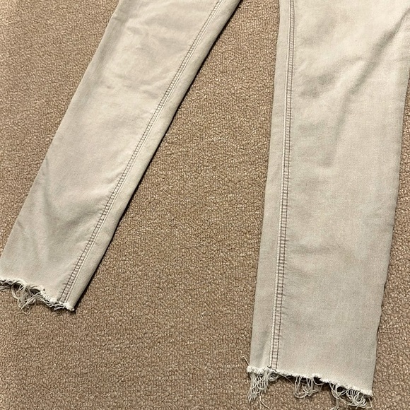 Lou & Grey jeans - Size 27 - women’s light khaki / off white pants / jeans - Picture 7 of 8